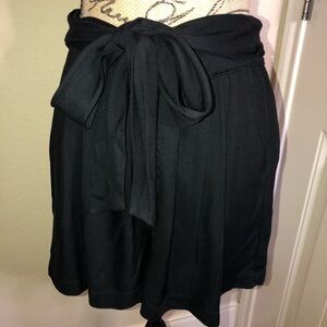 Kori Dress Black Shorts Zip Closure with Tie Belt & Side Pockets Size Small